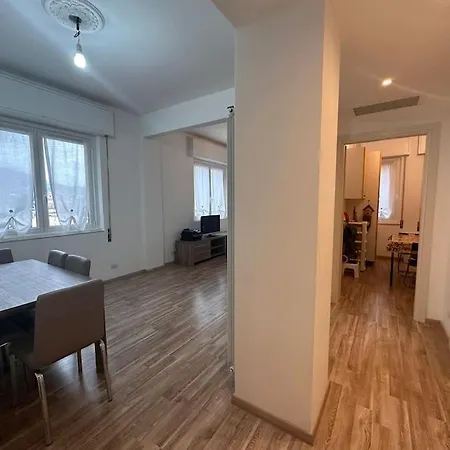 Apartment Intero Alloggio - Casa